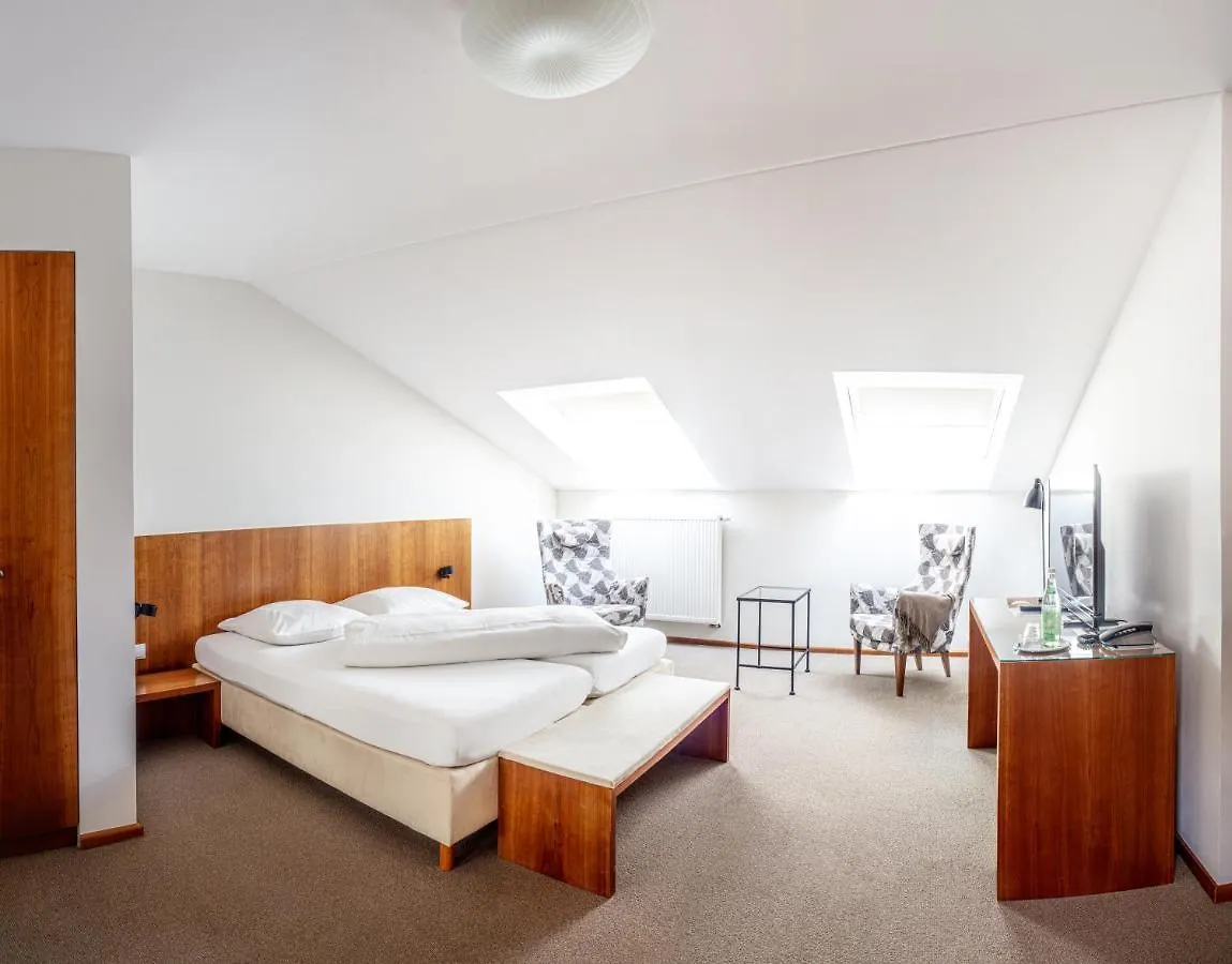 Altstadthotel Wetzel Мюльдорф